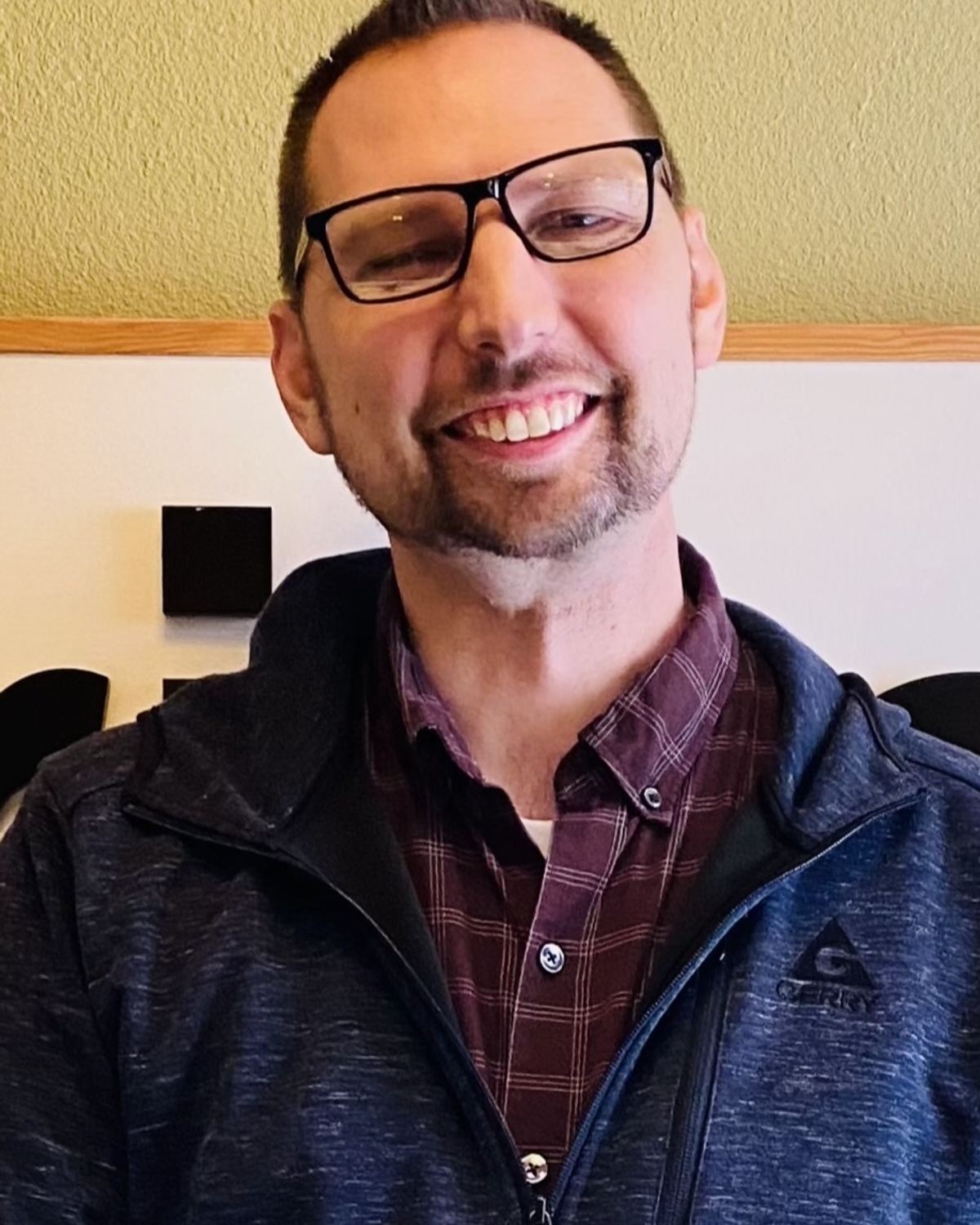Advisor Image