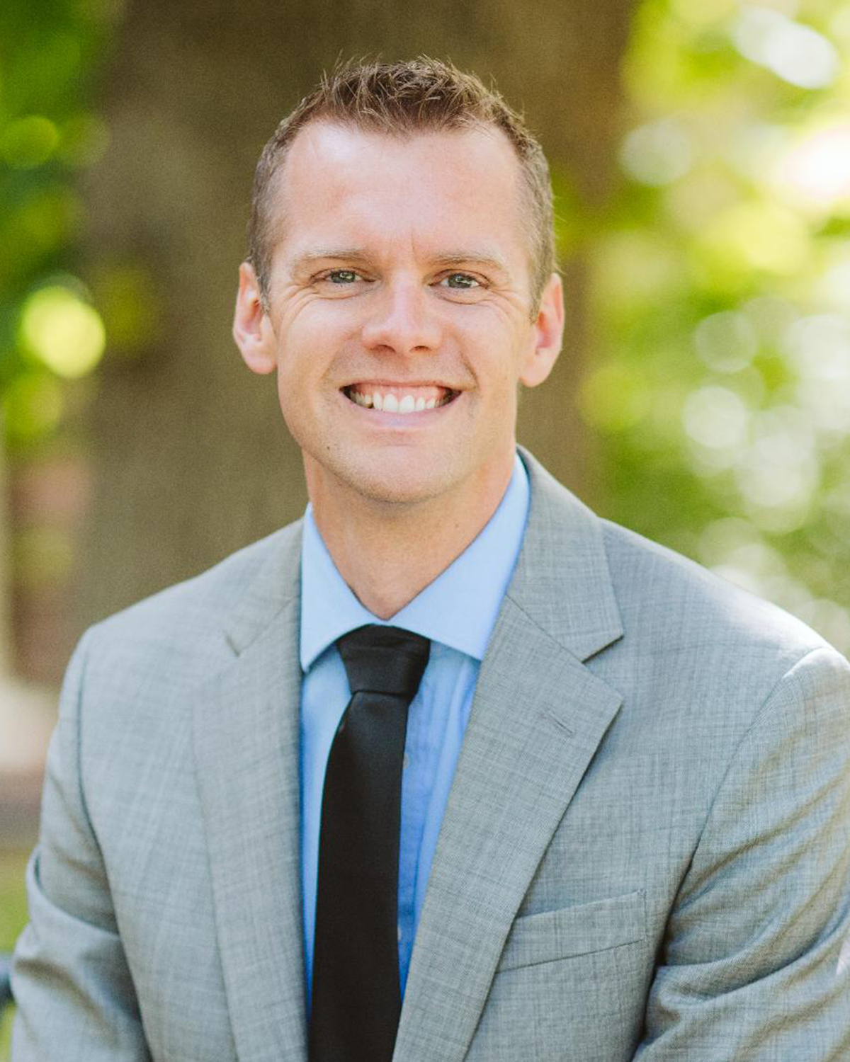 Advisor Image
