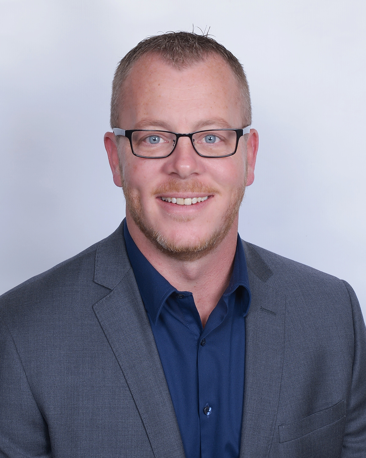 Advisor Image