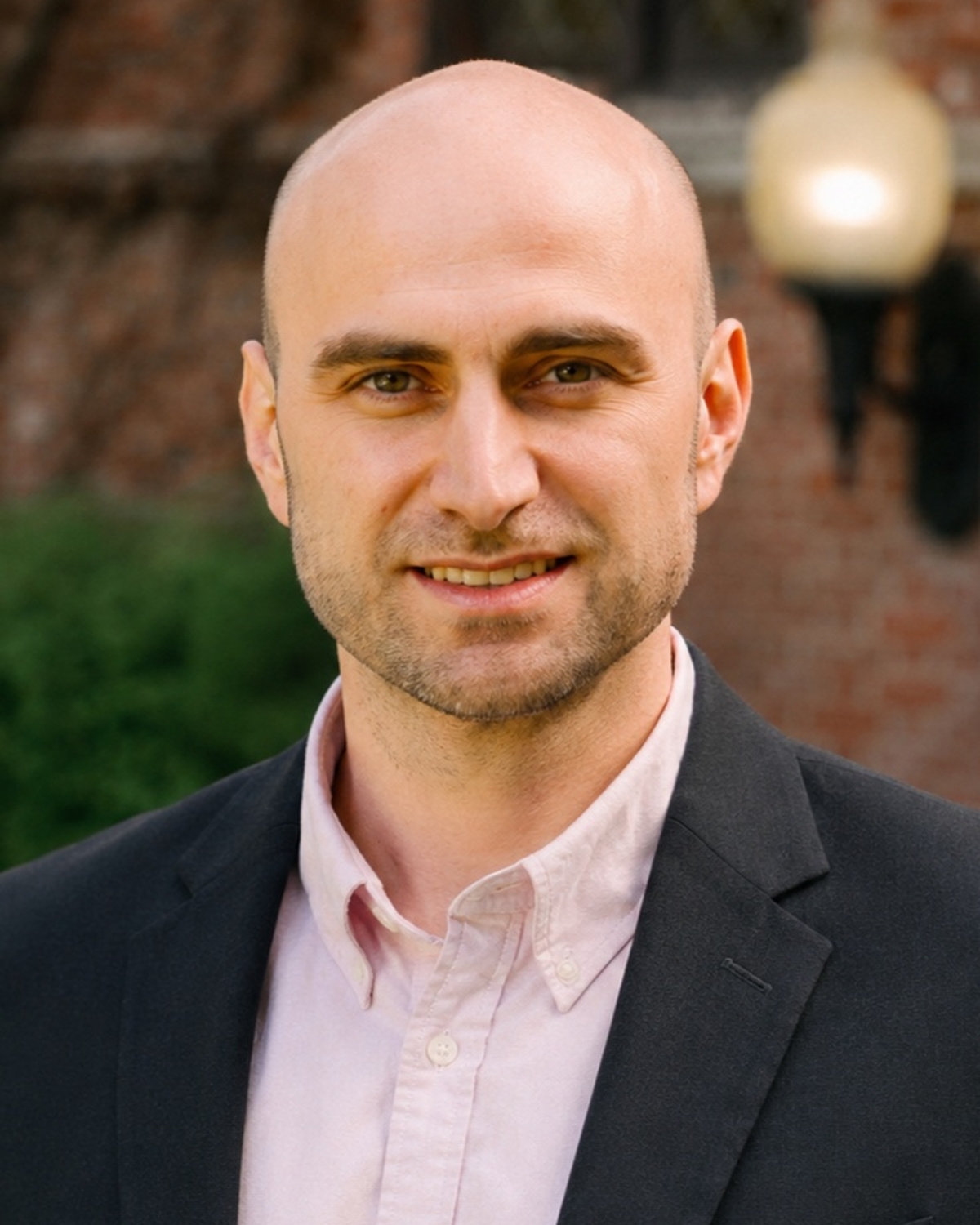 Advisor Image