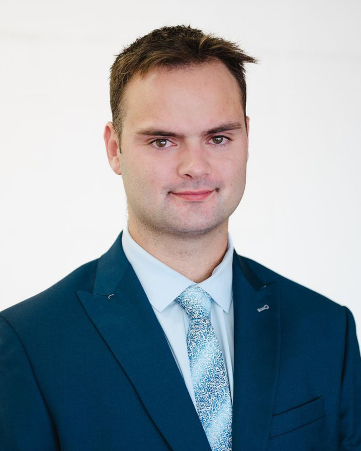 Advisor Image